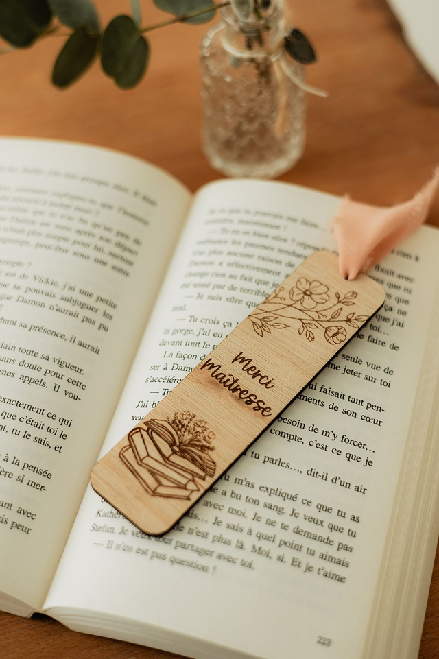 Marque page &quot;Merci Maîtresse&quot;