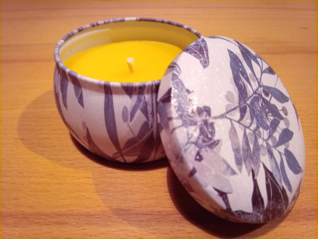 Große dekorative Blechdosenkerze, Design 11