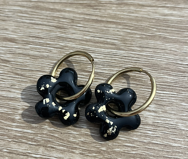 Pampilles noires et or