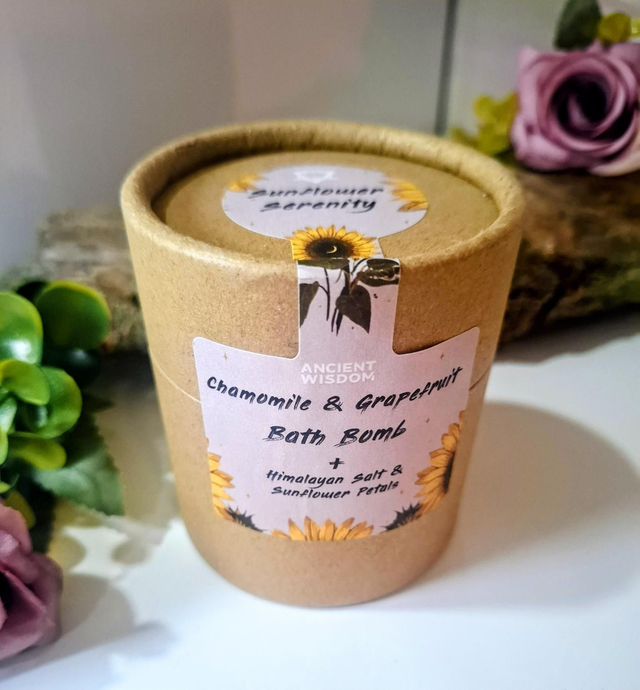 BOMBA DE BAÑO CON SALES Y PÉTALOS 