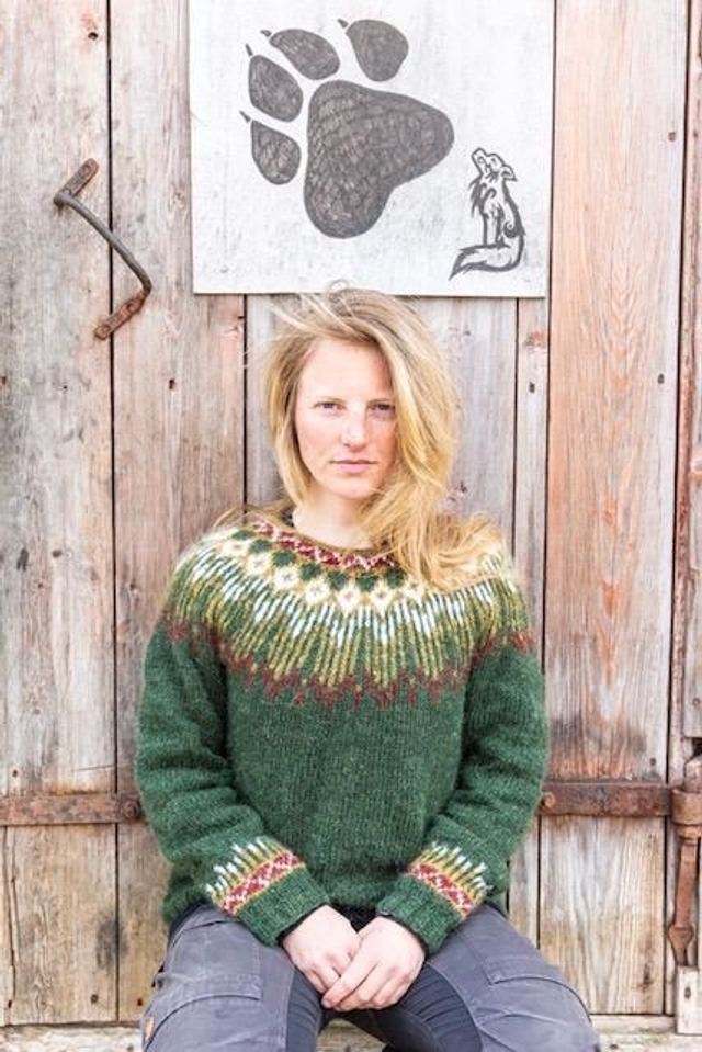 Hopi Sweater Kit - Col 09 (Pine Green Lettlopi) - Wool &amp; Pattern - Linka Neumann