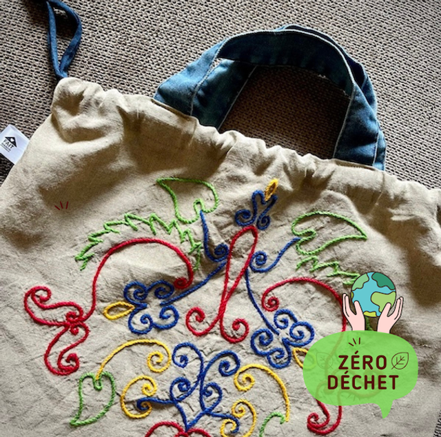 Grand sac à pain brodé en lin