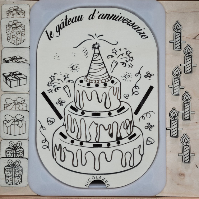 Insert sensoriel bois compatible trofast "gateau d'anniversaire"