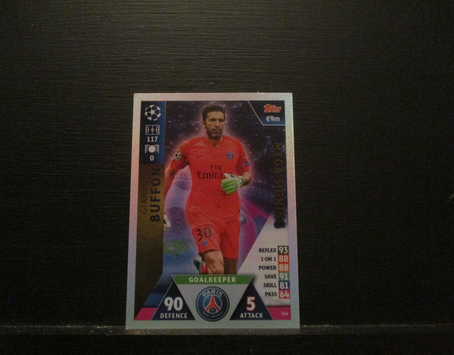 Gianluigi Buffon - UEFA Champions League Match Attax 2018/19 Original Trading Card #424