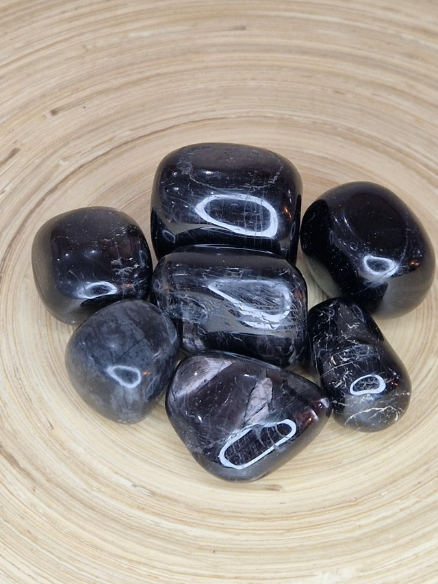 Hyperstène - Pierre roulée