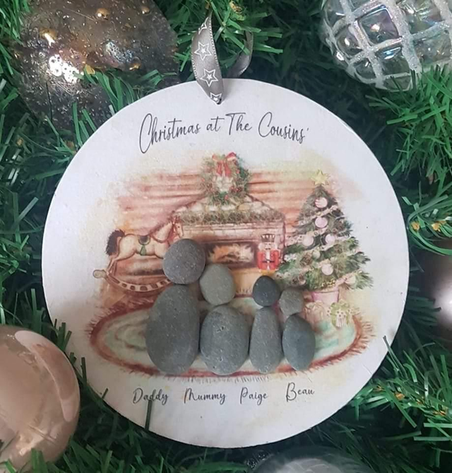 Christmas pebble family plaque | Christmas decoration | Christmas gift 