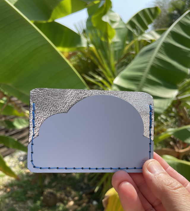 Porte-cartes Cloud bleu ciel/argent/noir
