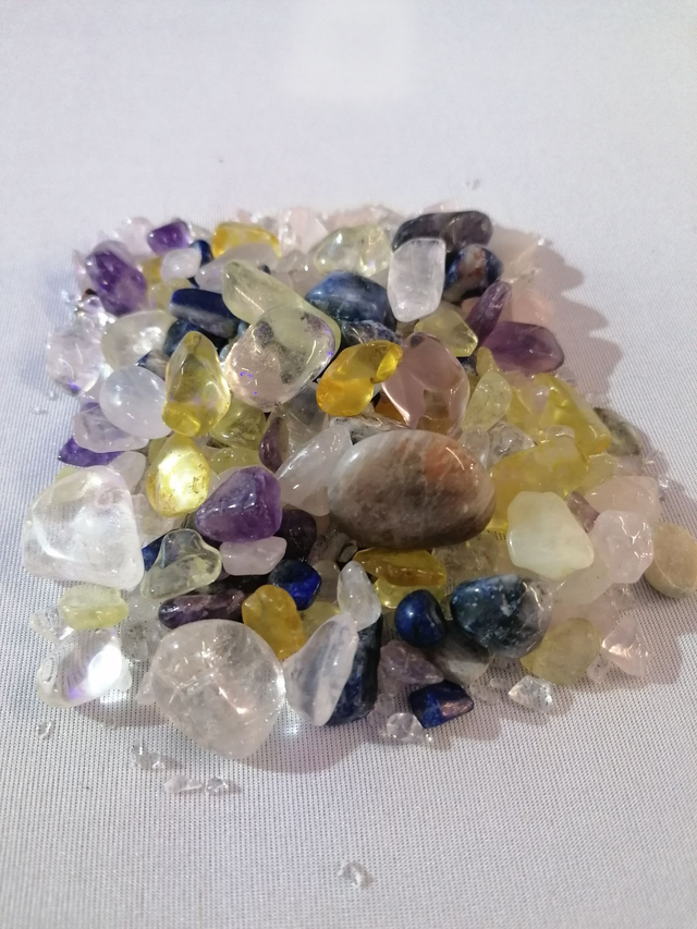 Healing Stonesmischung mit Glasflasche und Hülle