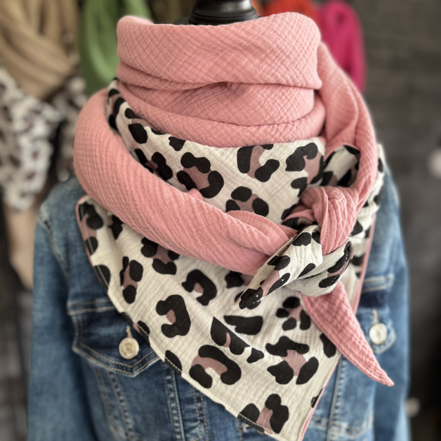 ÉCHARPE GRAOU ROSE PÂLE 