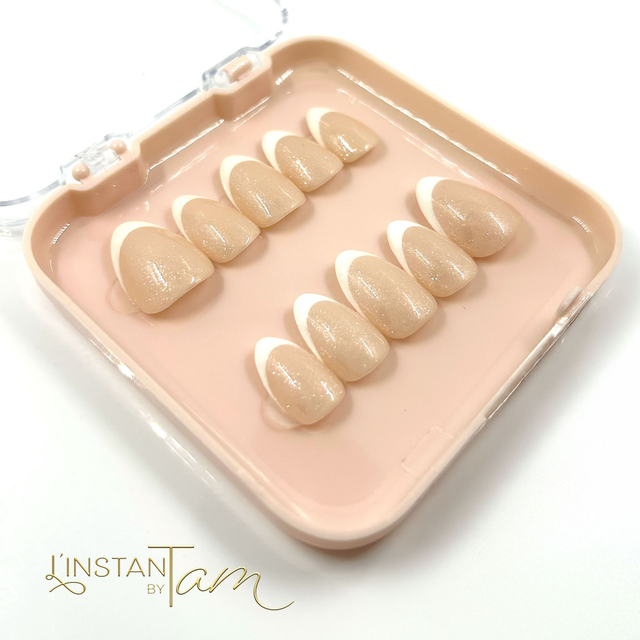 10 Press On Nail 100% personnalisés simples