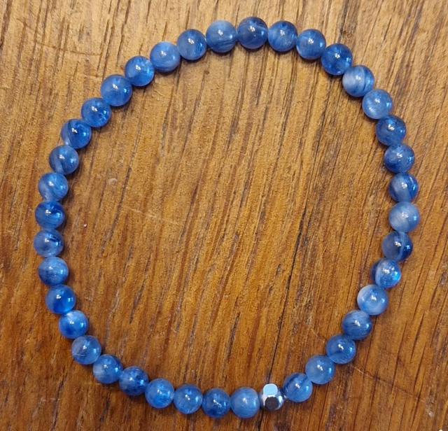 Bracelet KYANITE 4mm