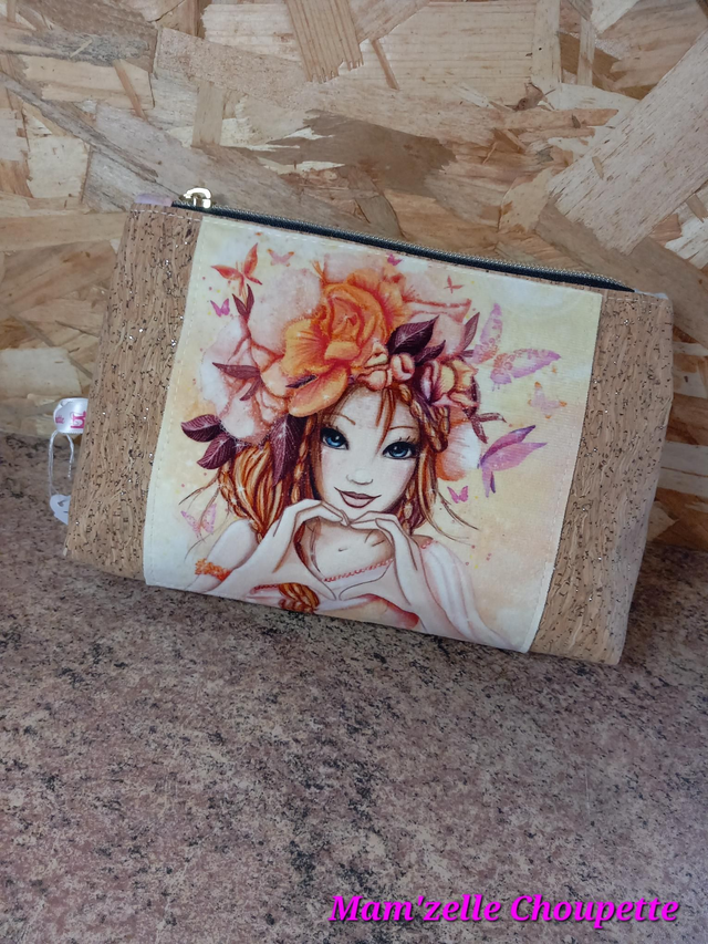 Trousse &quot;Cœur en fleurs&quot;