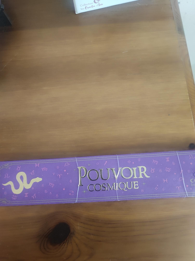Encens bâton pouvoir cosmique