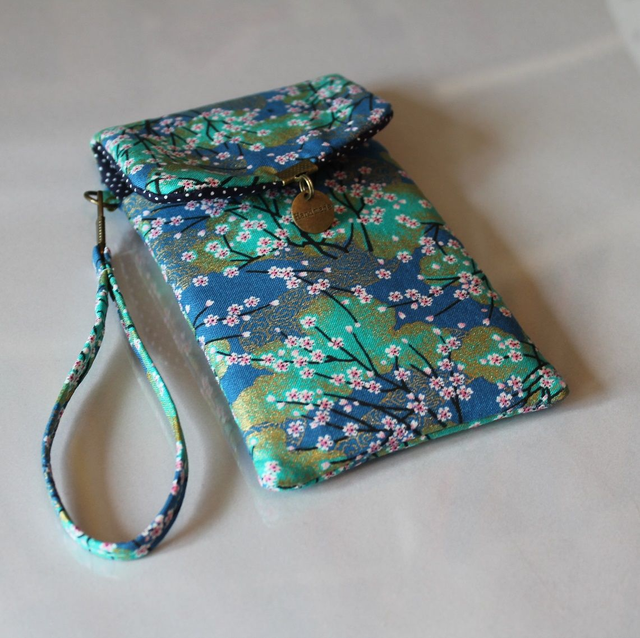Etui pour smartphone "Akina" turquoise doré
