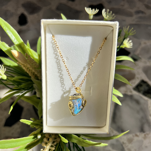 Labradorite squama blu Grezza , prov : Finlandia 🇫🇮, acciaio inox 