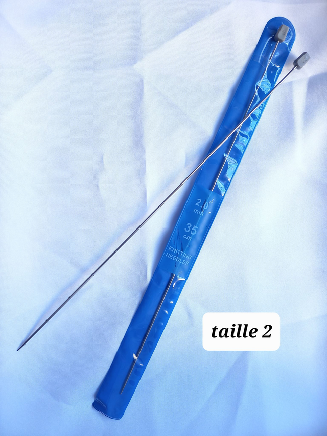 Aiguilles à tricoter taille 02
