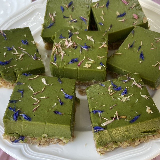 matcha cheesecake square
