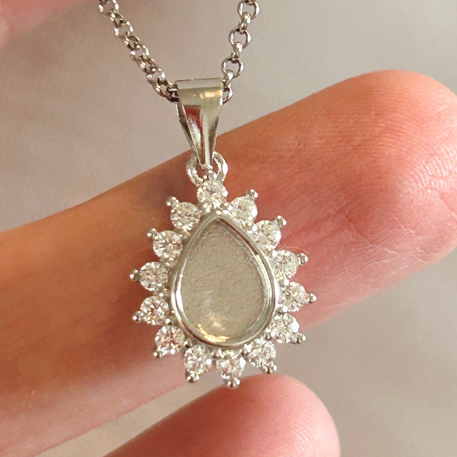Dråpe divine zirkonium • 925 sterlingsølv • 8x6mm 