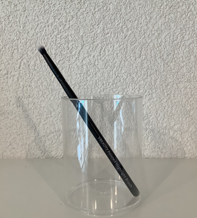 Pinceau pointed highlight brush