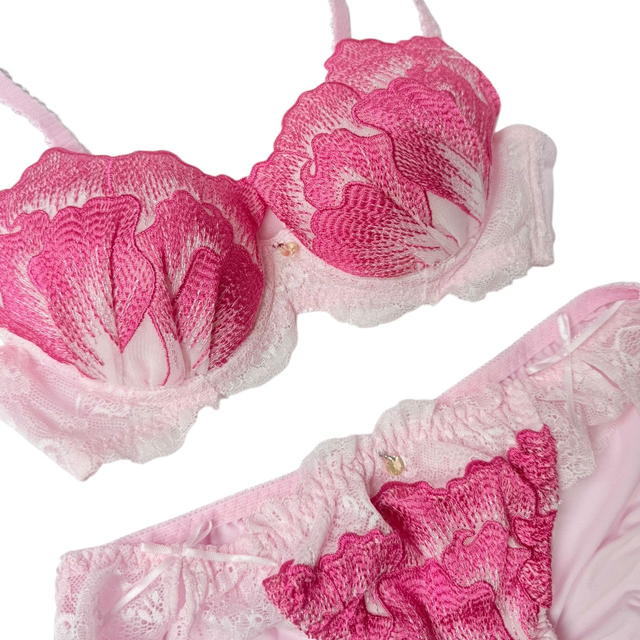 Pink mermaid petal embroidered Bra + Underwear Set UK 30B  