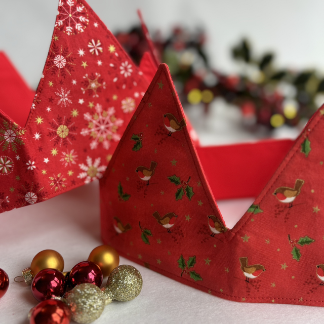 Robin Red Christmas Crown