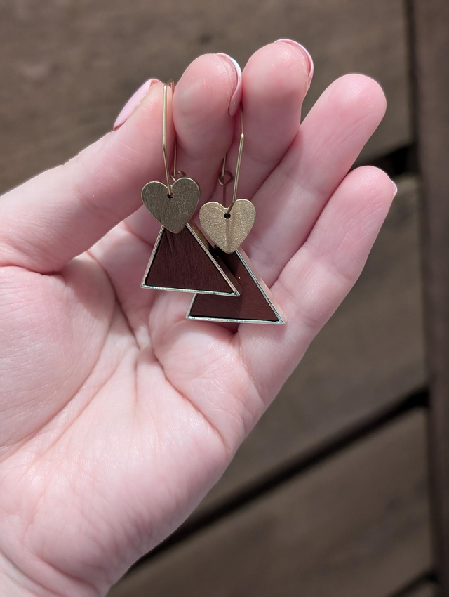 Polly1 wooden triangles with gold heart earrings 