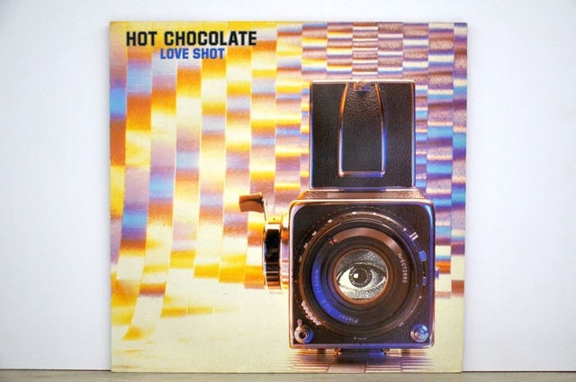 Hot Chocolate - Love Shot (1983)