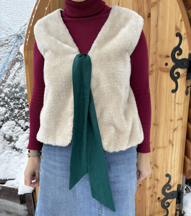 Gilet de berger femme vert émeraude et beige, réversible 