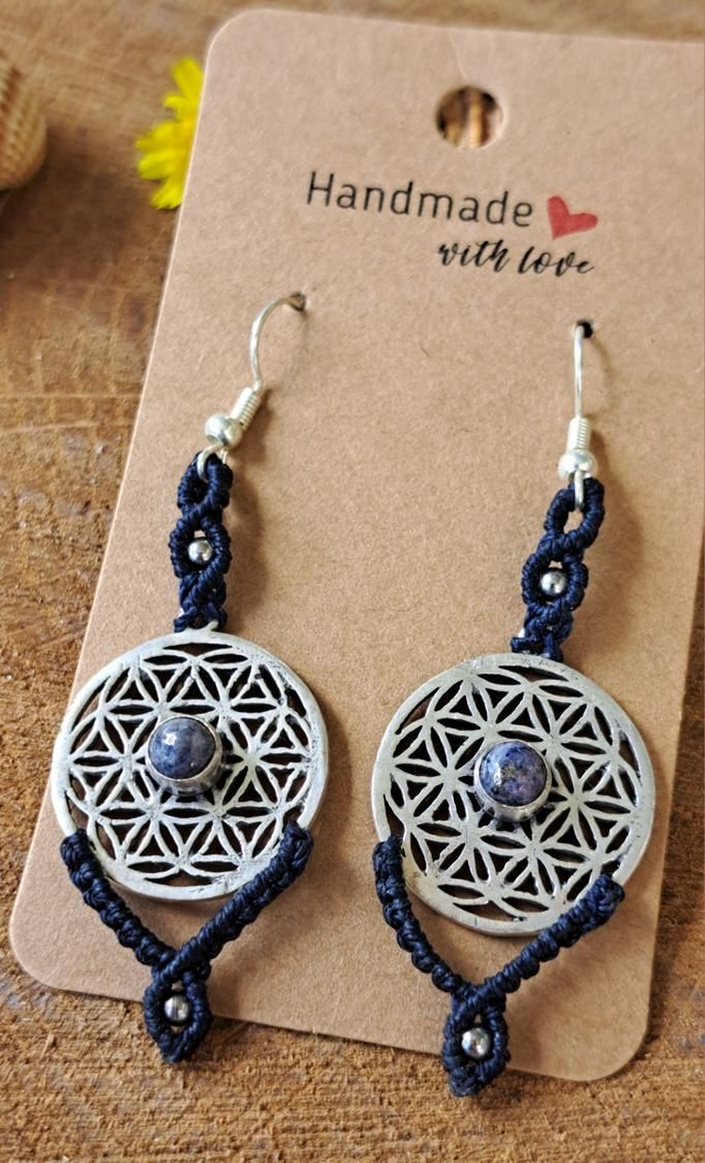 Boucles d'oreilles micro-macramé fleur de vie