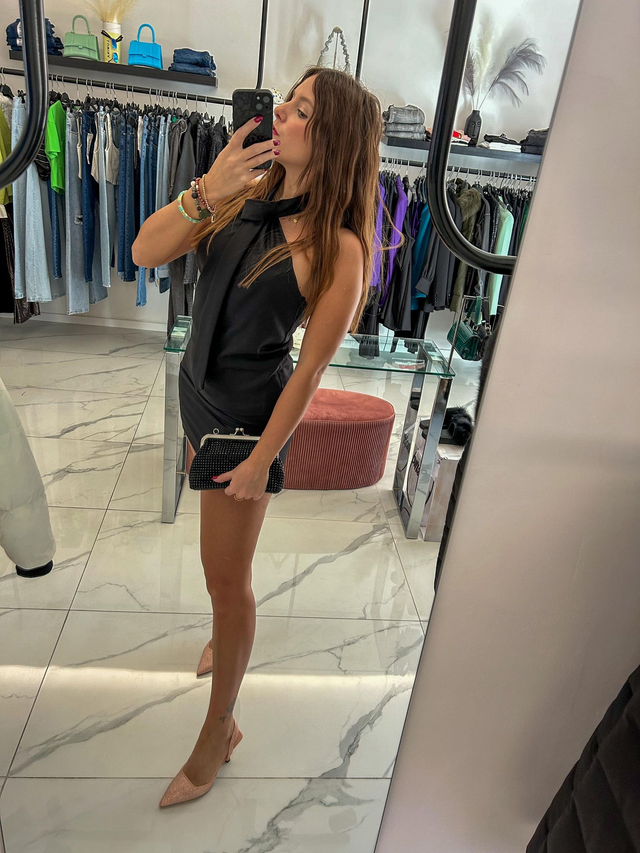 Abito corto con cravatta Vicolo