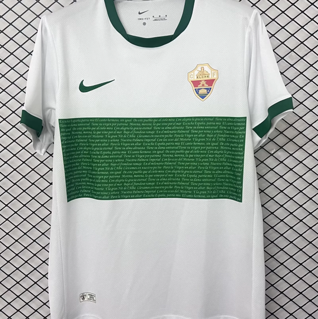 Primera equipación Elche 25, 26