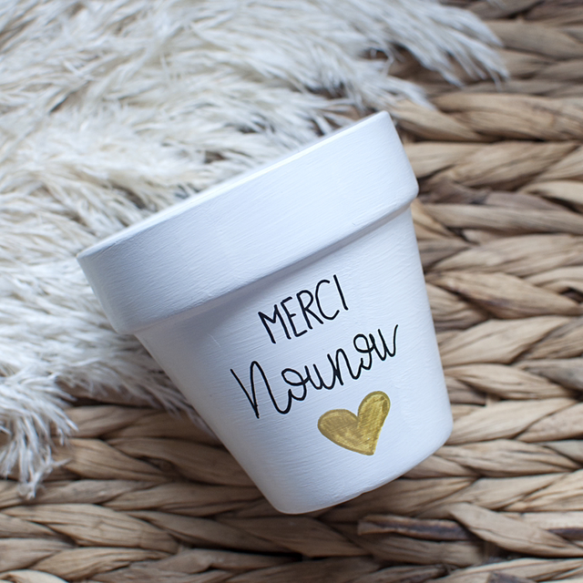 Cache pot / pot en terre cuite : Merci Nounou 💛