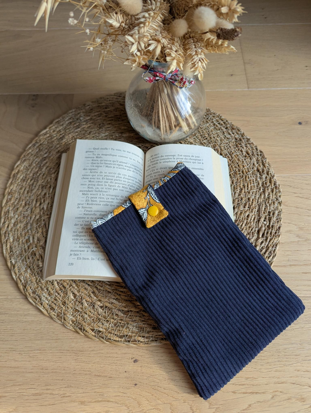 Pochette pour livre de poche