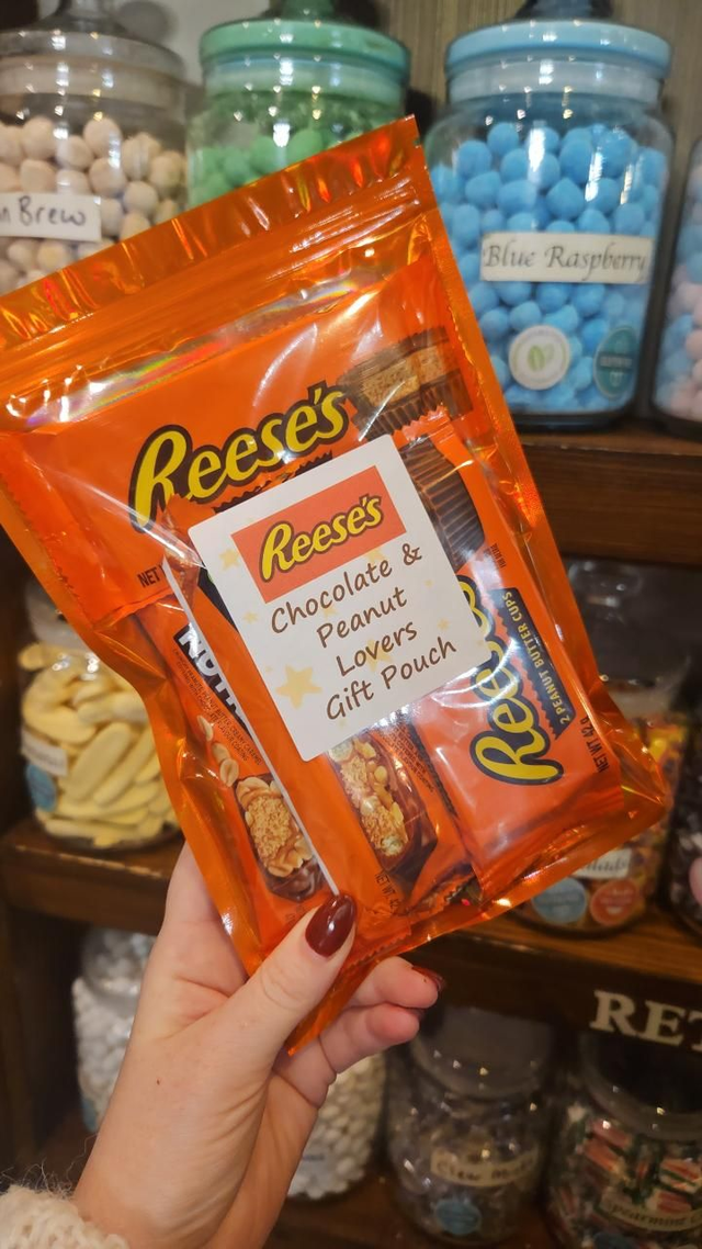 Reeses gift pouch 