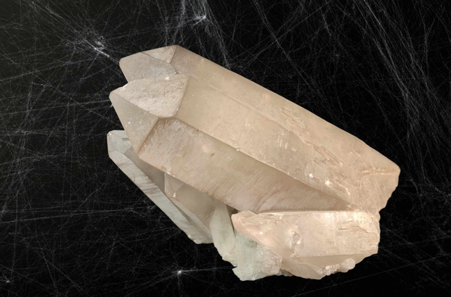 Quartz opaque