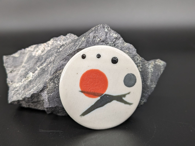 Broche en céramique