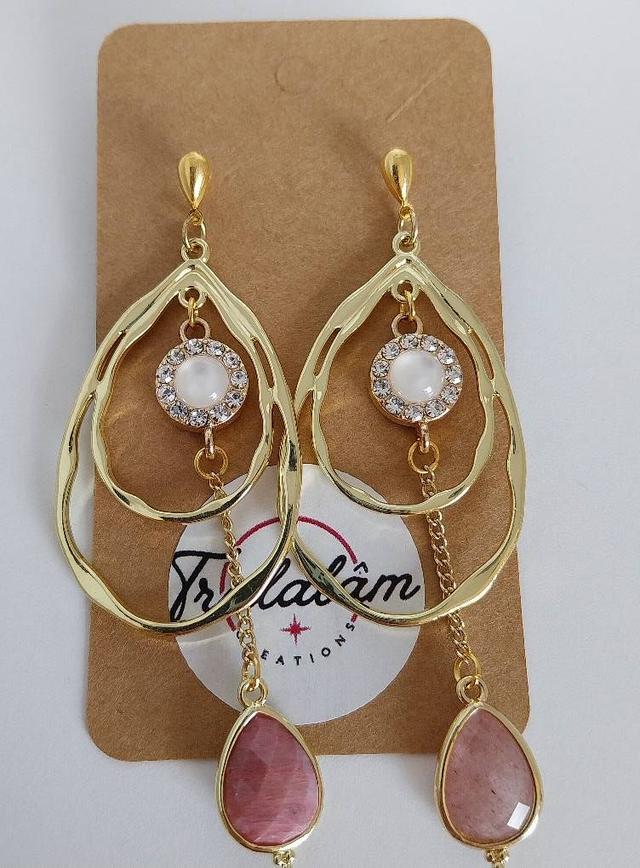 ✨Boucles d’oreilles &quot;gouttes pierre rose&quot;✨