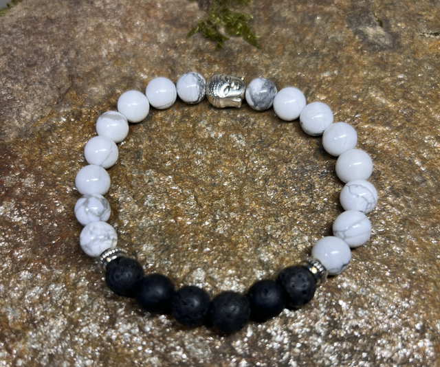 R. 81 Howlite et pierres de lave 