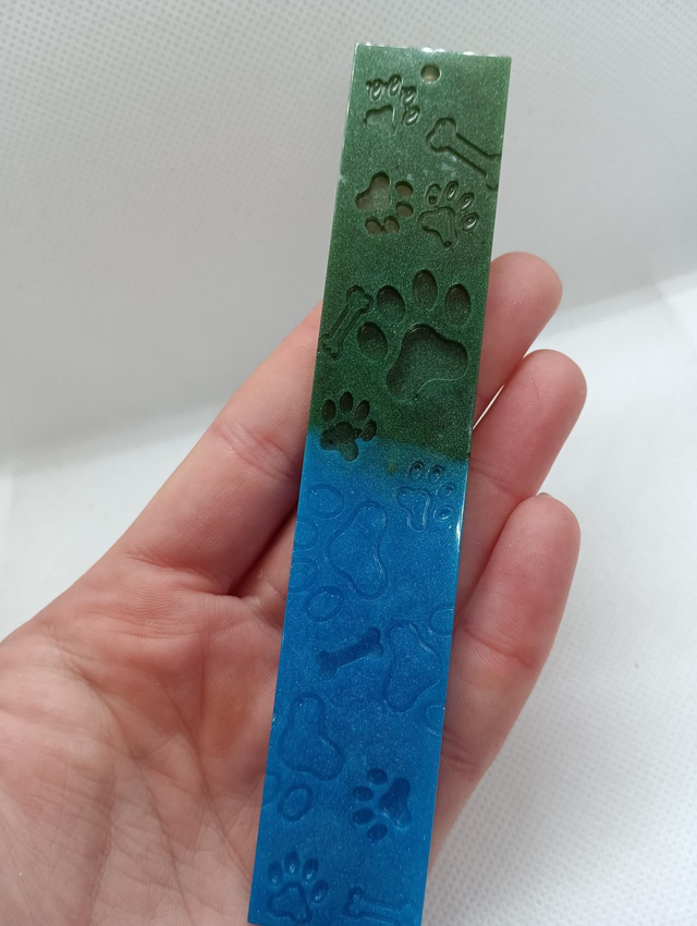 Marque page vert/bleue pattes