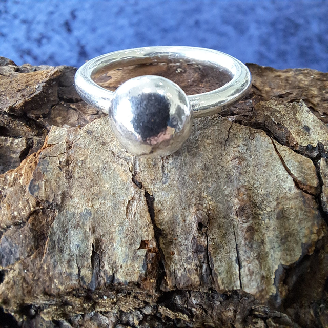 Pebble Ring