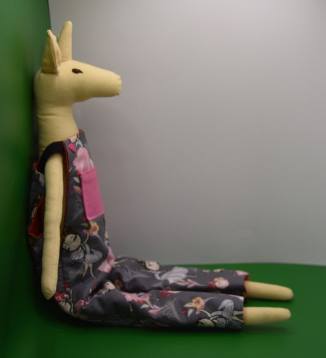 Einhorn Emily mit Latzhose Ballettmotiv