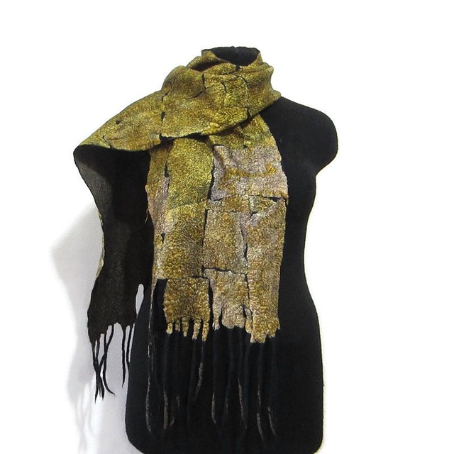 Sciarpa lungo morbido caldo Sciarpa donna unisex uomo feltro oro nero lana merino seta infeltrita Sciarpa fatta a mano Regalo unico per lui