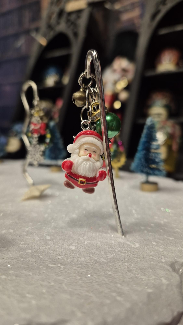 Marque-pages métalliques uniques (fabrication artisanale)