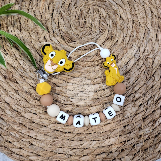 Chupetero nombre León