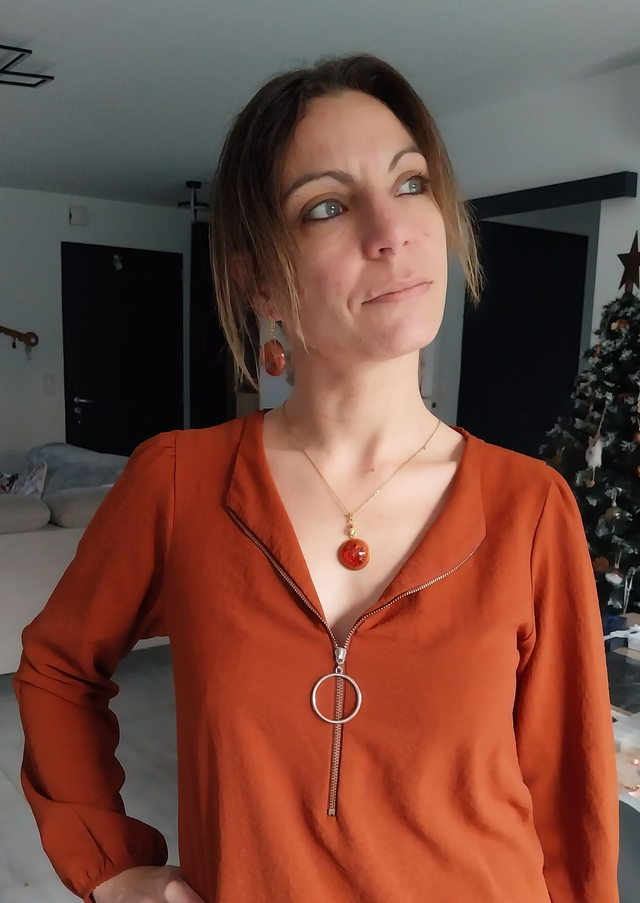 Collier Mars – Pendentif planétaire rouge mystique