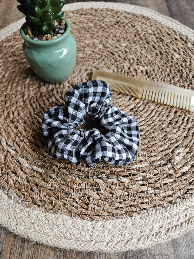 Chouchou vichy noir et blanc