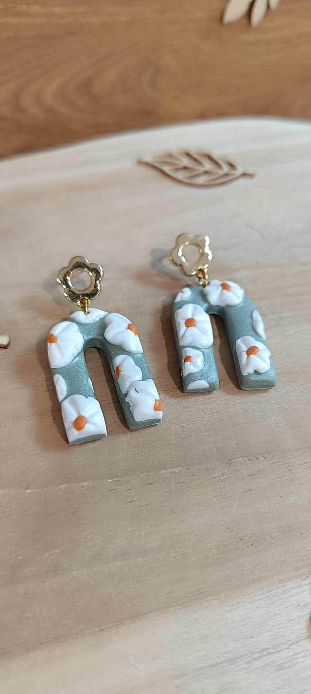 Boucles d'oreilles - Arc marguerite