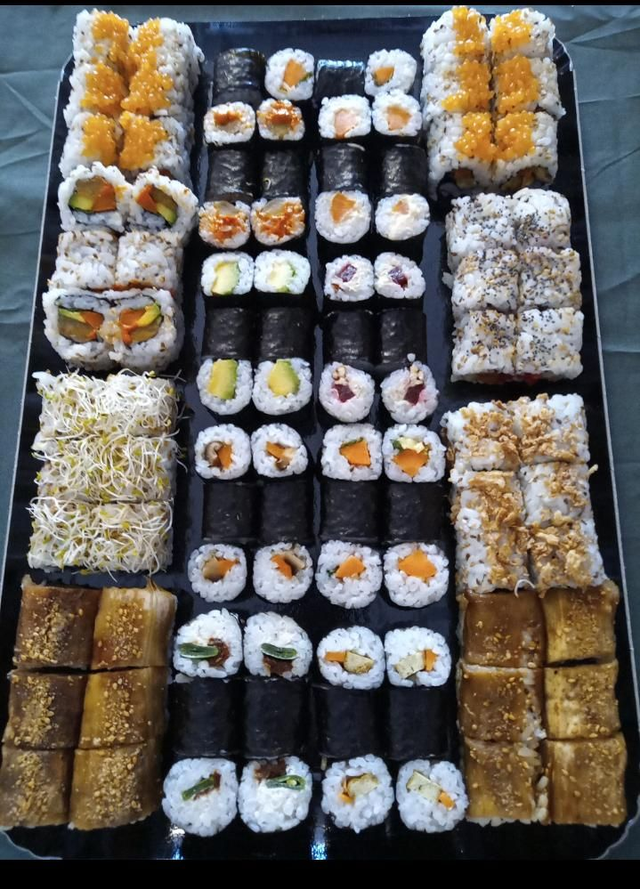 plateau 100 pieces botanic ou veggie ( a preciser lors de la commande)