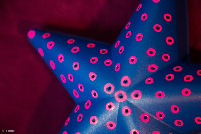 LAMPE MURALE ÉTOILÉE ROSE