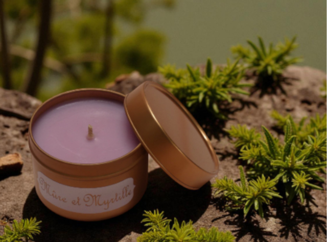 Bougie parfumée "Mûre et myrtille"